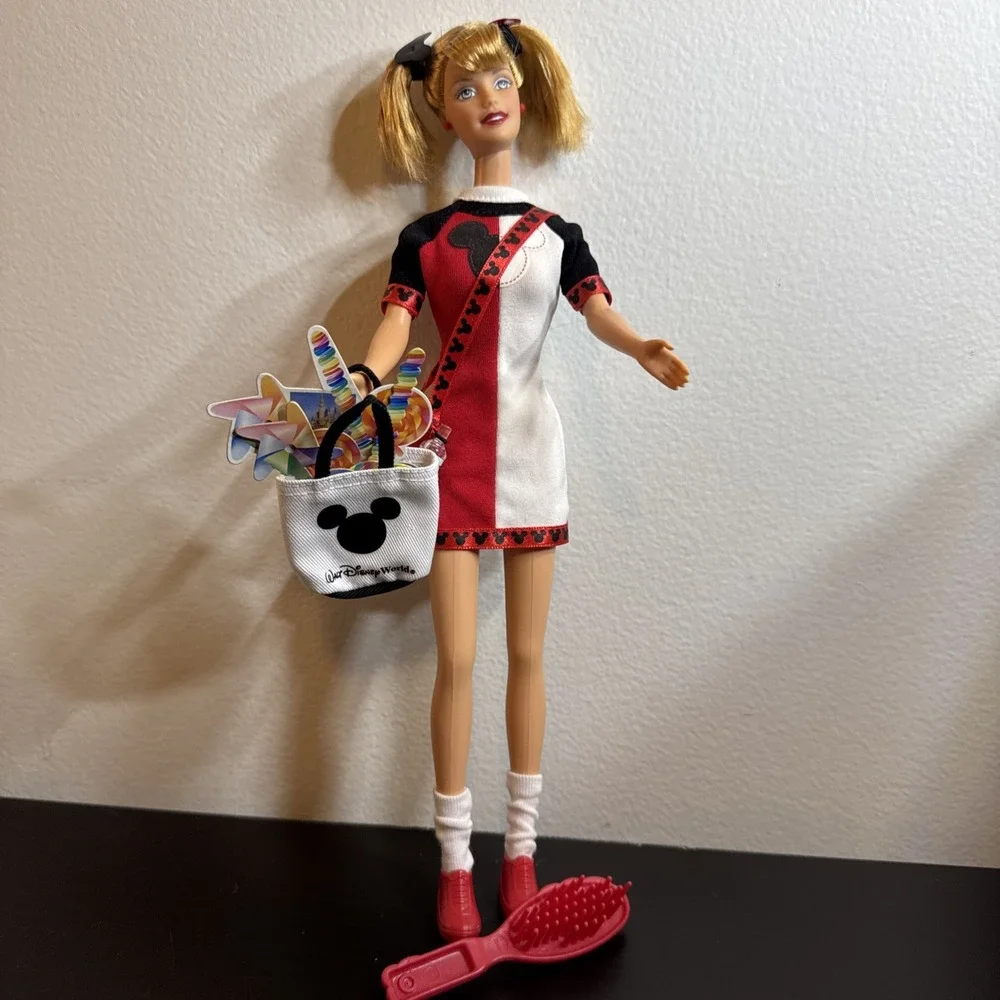 Vintage‎ Barbie #28172 Disney Favorites Theme Park Exclusive